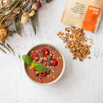 Chocolade smoothiebowl met granola