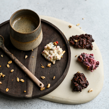 Chocoladerotsjes met granola