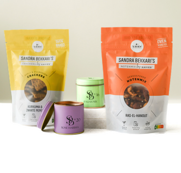 Sandra Bekkari Gift Box: Snacks and Herbs