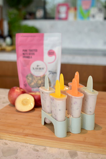 Perzik-yoghurtijsjes met granola