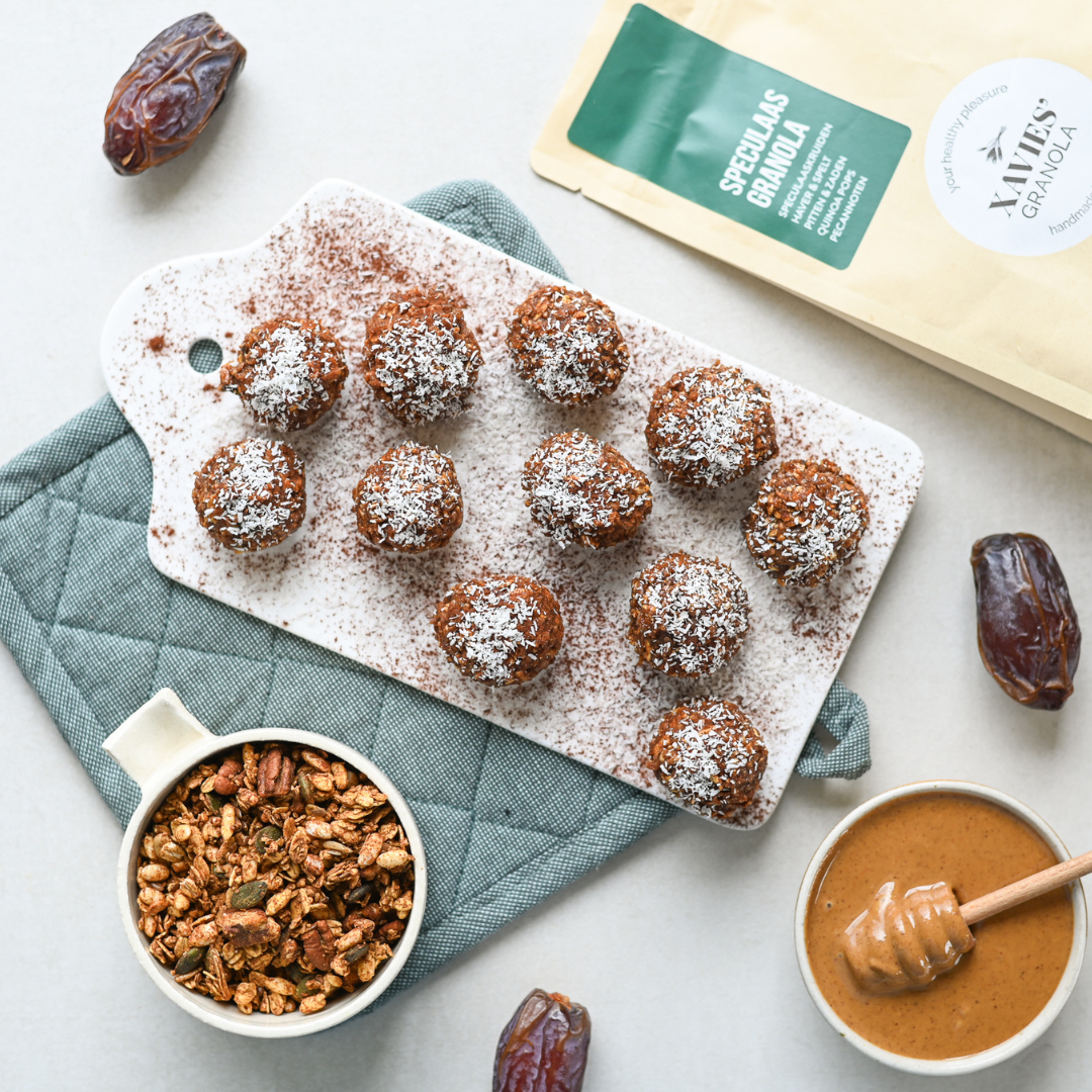 Speculaas bliss balls met granola