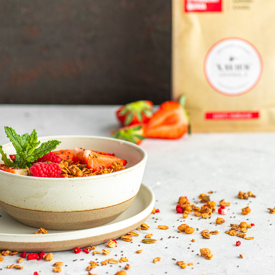 Granola aux fraises et au quinoa