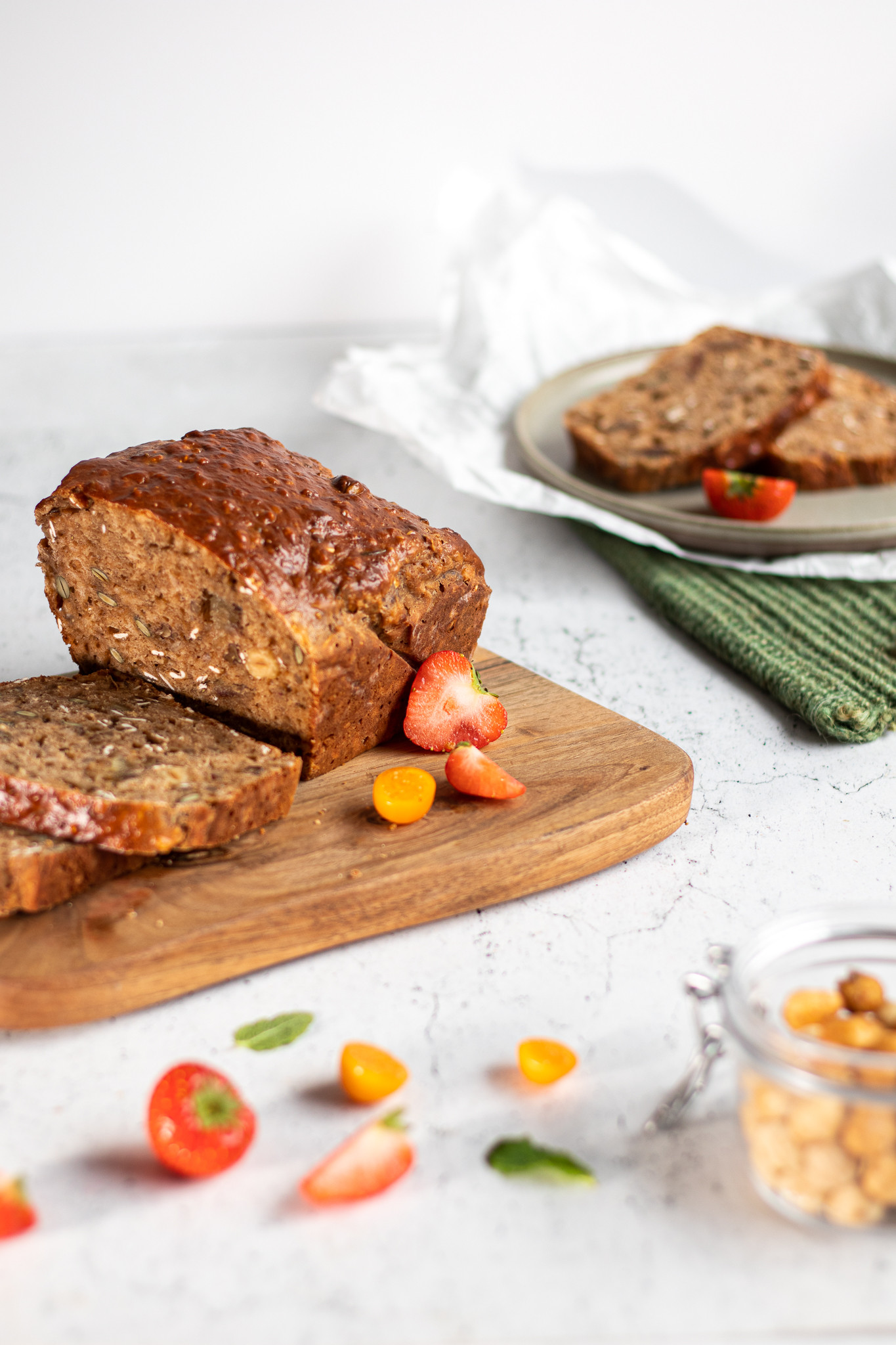 Pain aux dattes avec des noix - XAVIES' Granola